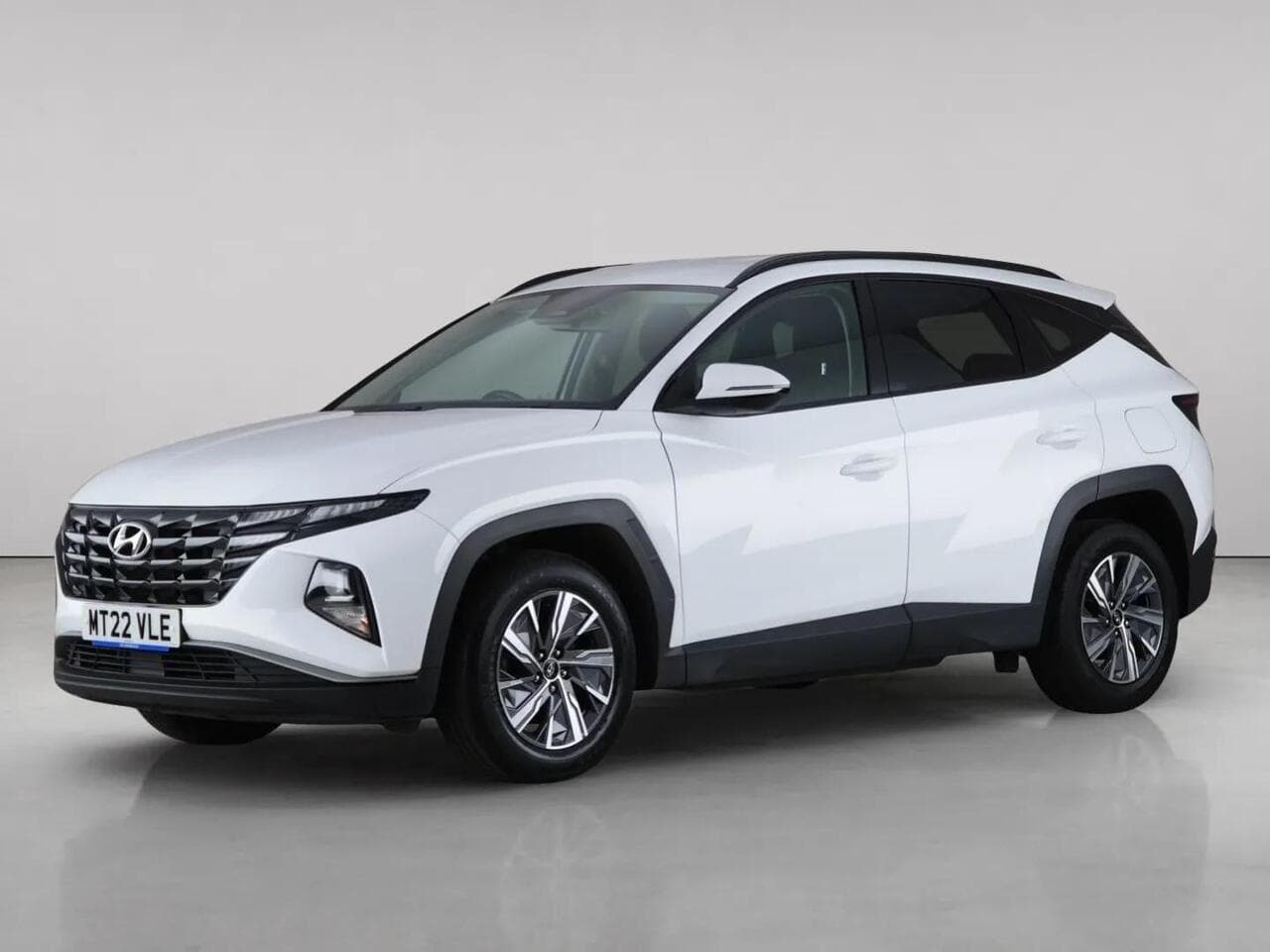 Hyundai TUCSON thumbnail Front Left