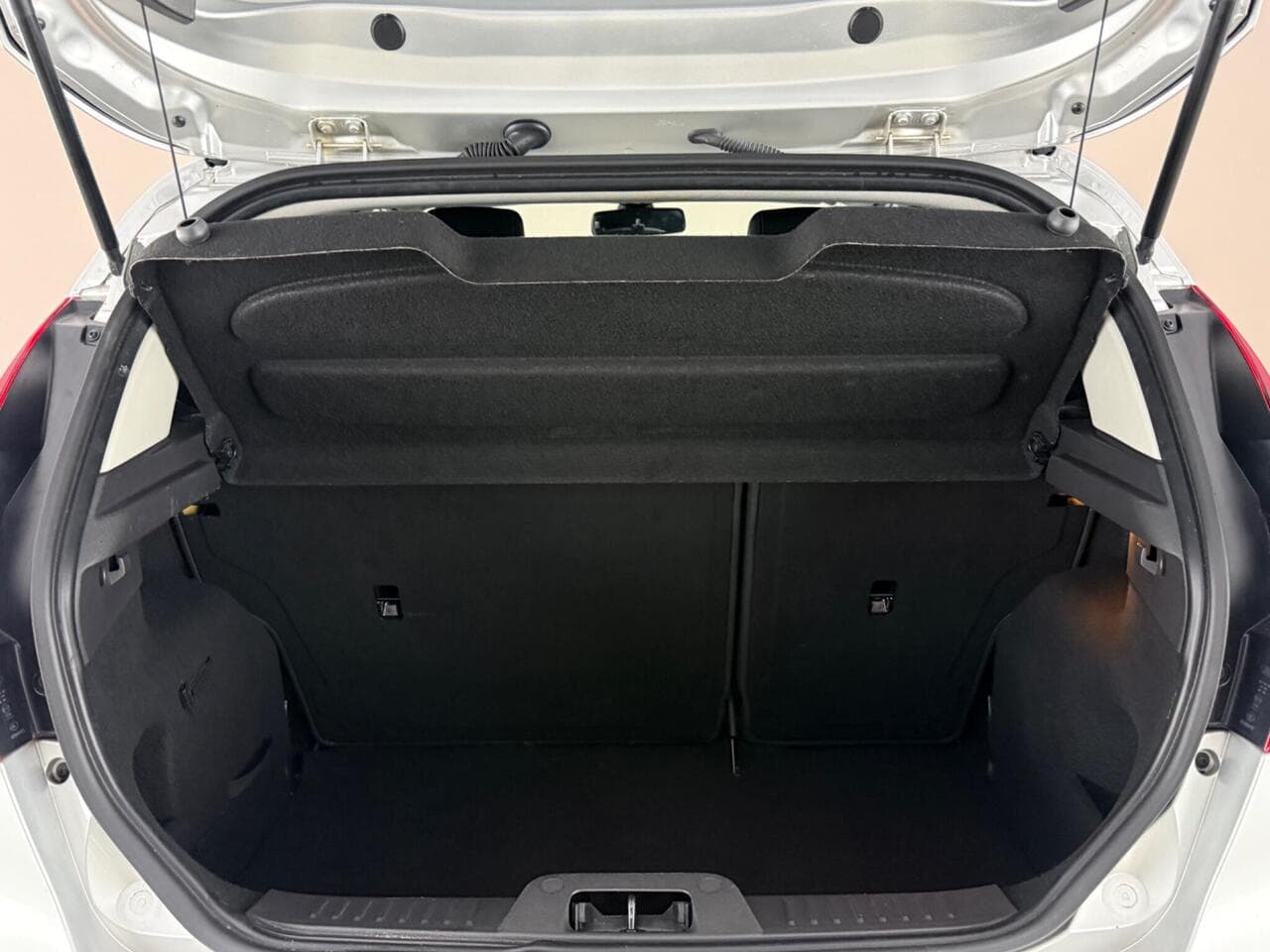 Ford Fiesta thumbnail Boot