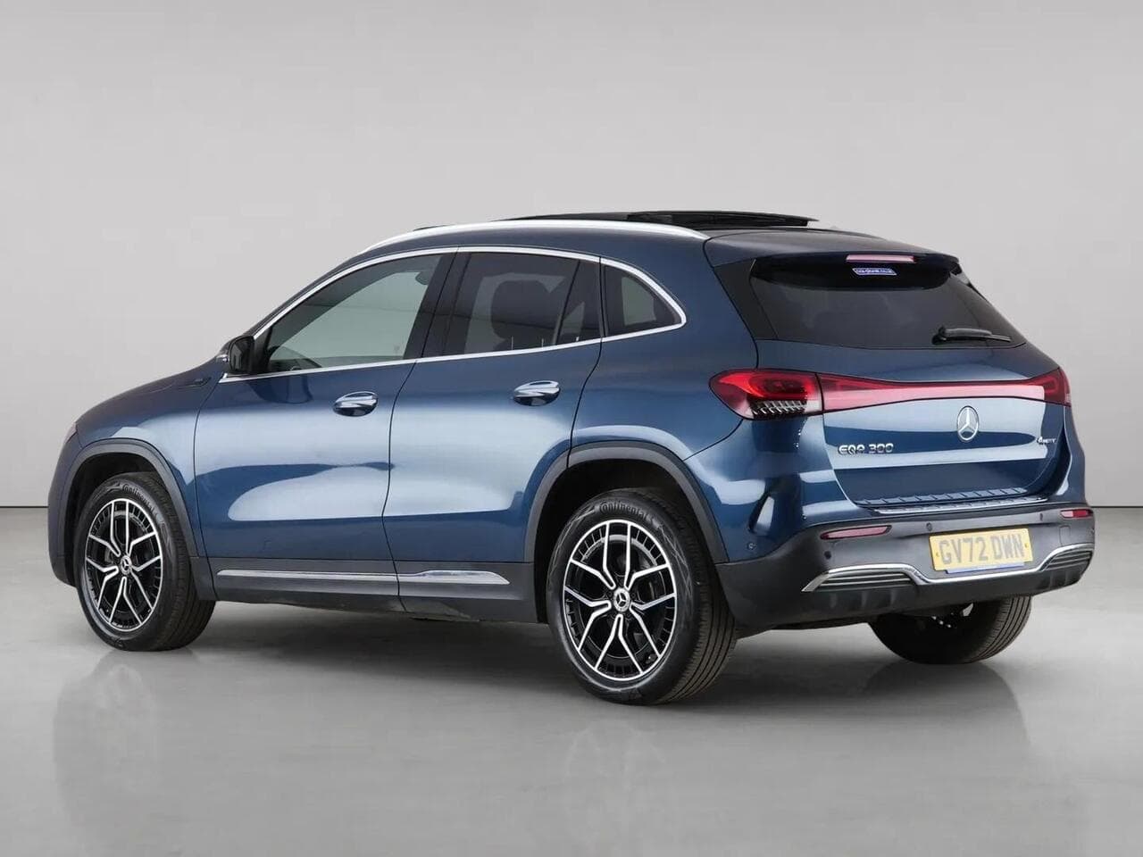 Mercedes-Benz EQA thumbnail Rear Left