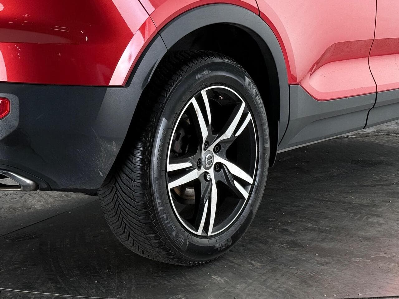 Volvo XC40 thumbnail Wheel