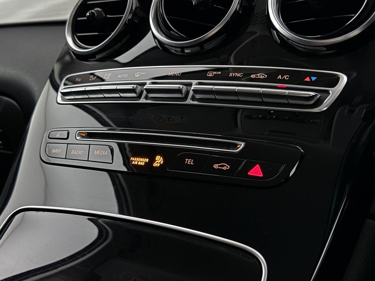Mercedes-Benz GLC thumbnail Inconclusive
