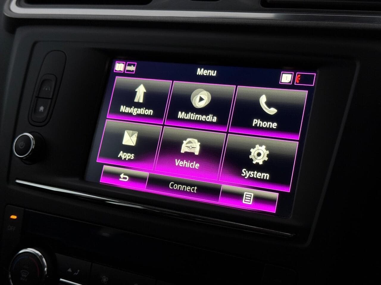 Renault Kadjar thumbnail Infotainment System
