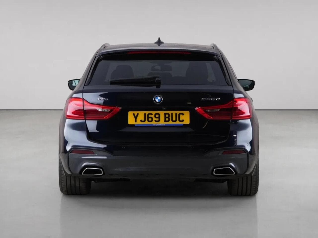 BMW 5 Series thumbnail Rear