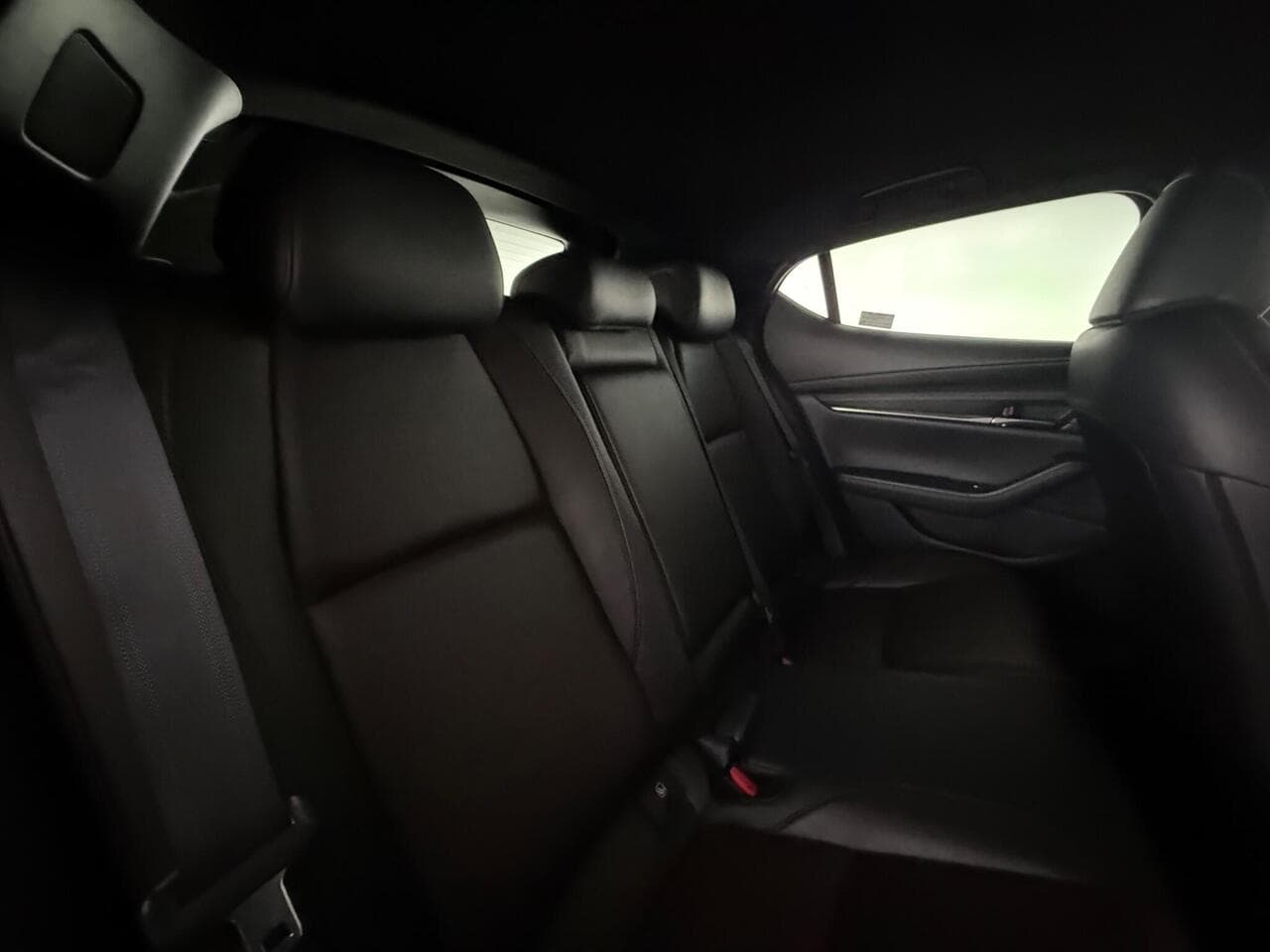 Mazda Mazda3 thumbnail Seats Rear