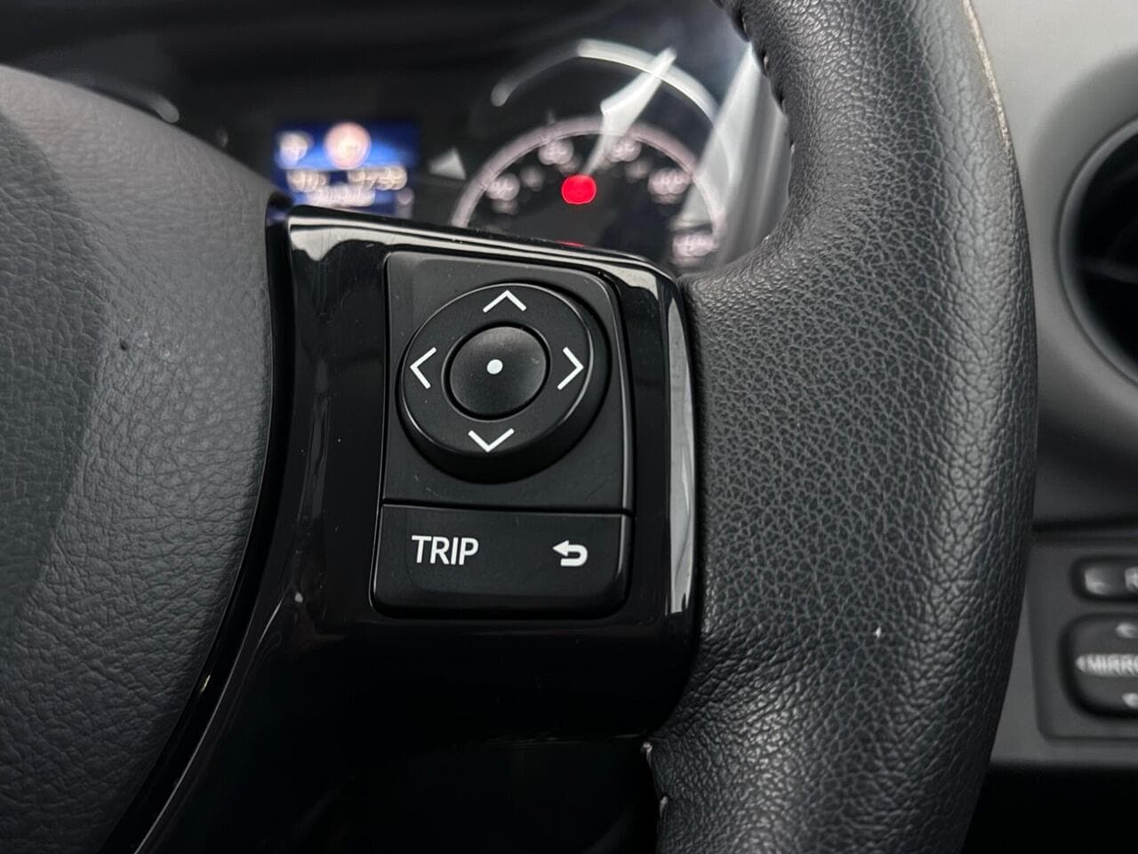 Toyota Yaris thumbnail Misc Controls