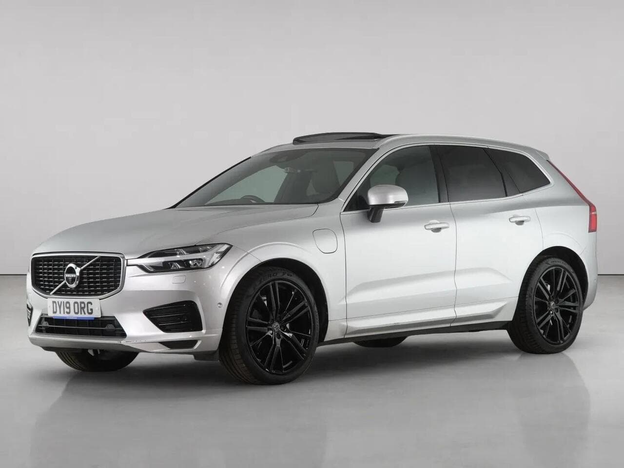 Volvo XC60 thumbnail Front Left
