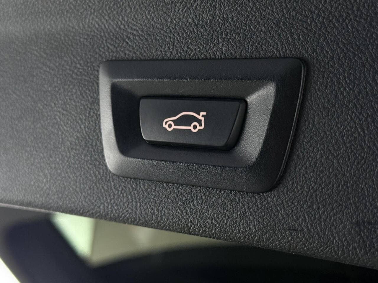 BMW X3 thumbnail Misc Controls