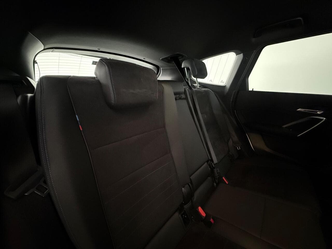 BMW X1 thumbnail Seats Rear