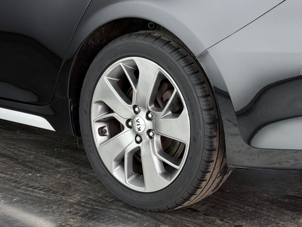 Kia Optima thumbnail Wheel