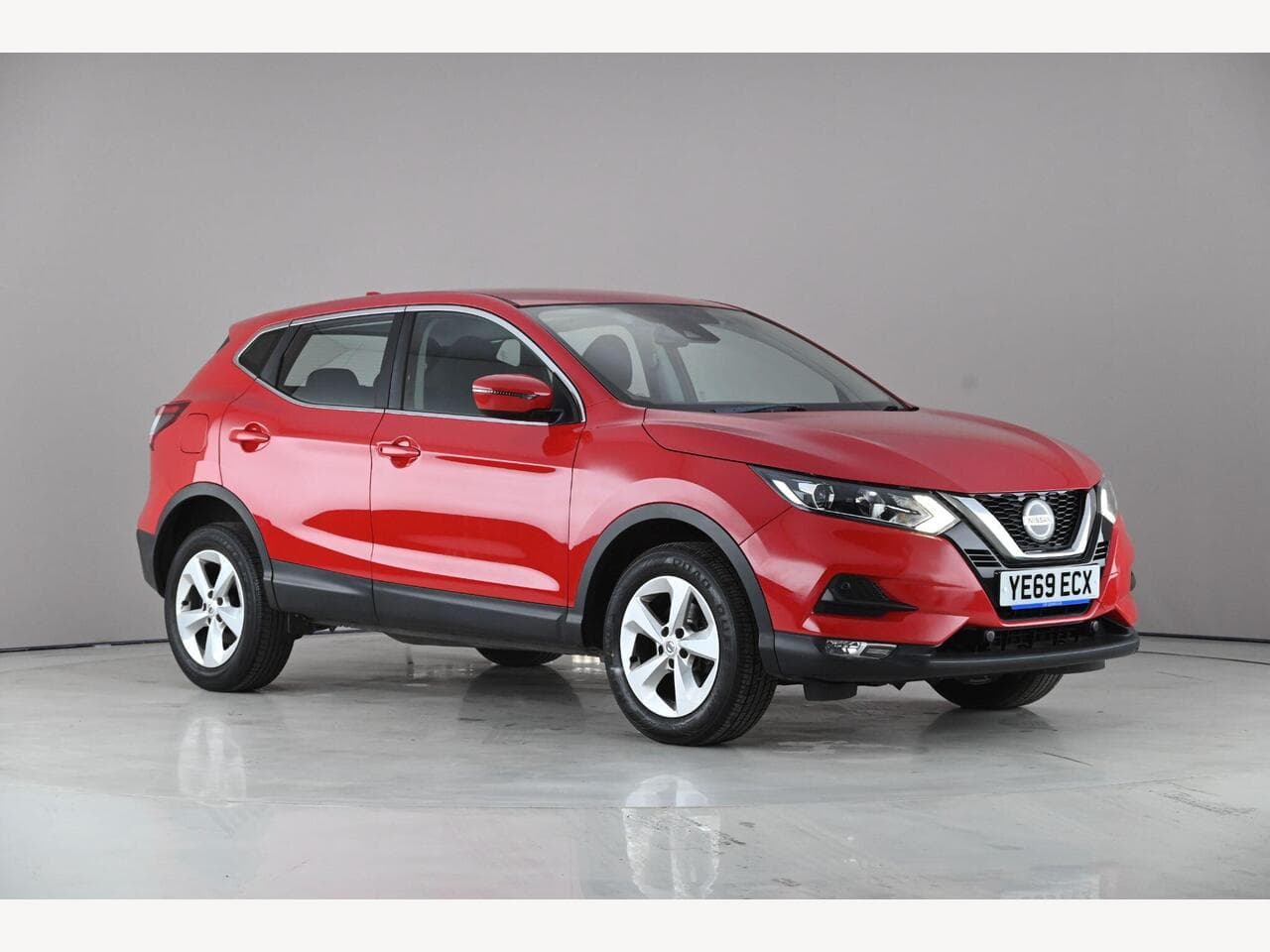 Nissan Qashqai - Nissan Qashqai 1.3 DIG-T Acenta Premium Euro 6 (s/s) 5dr
