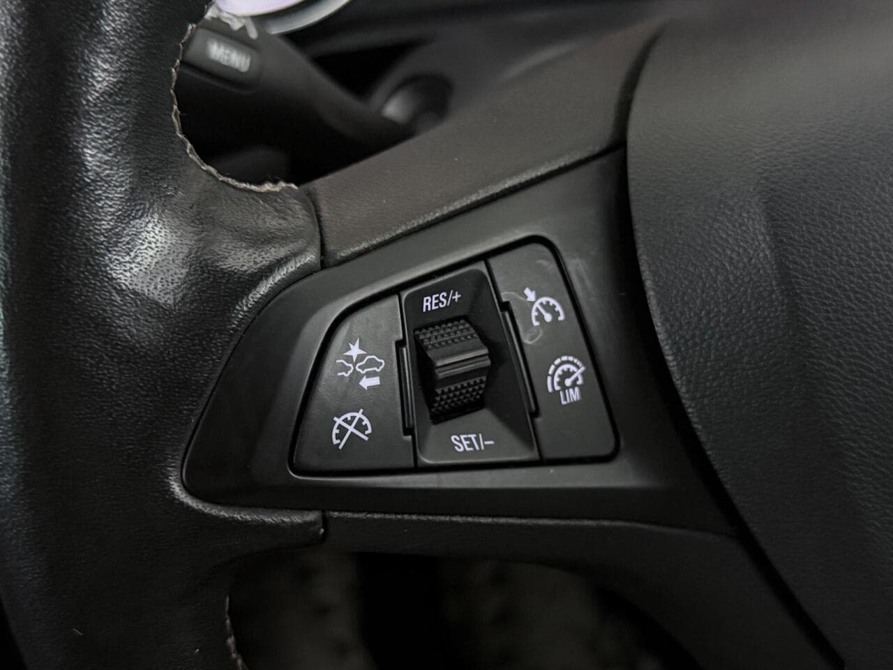 Vauxhall Astra thumbnail Misc Controls