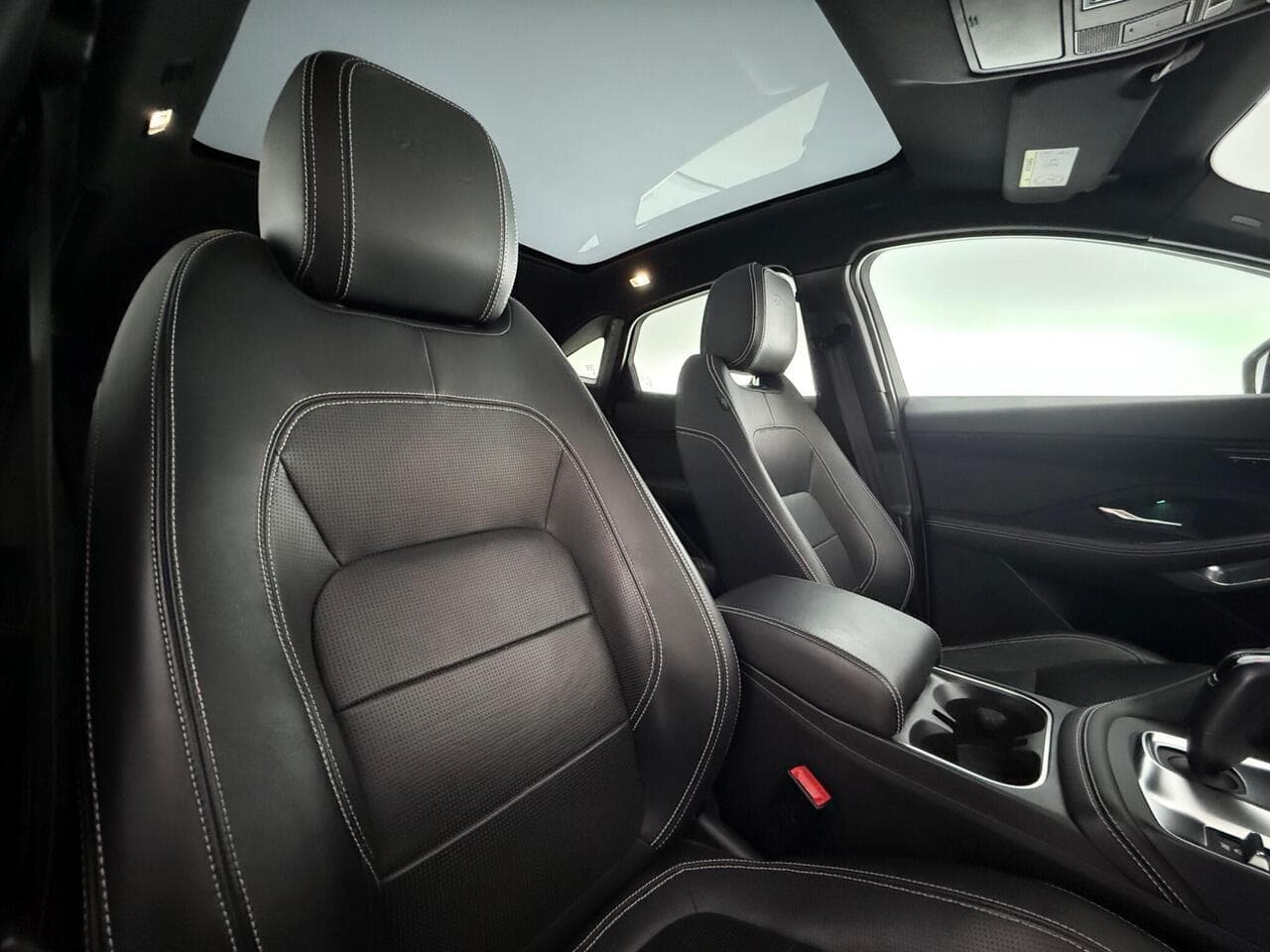 Jaguar E-PACE thumbnail Seat Driver
