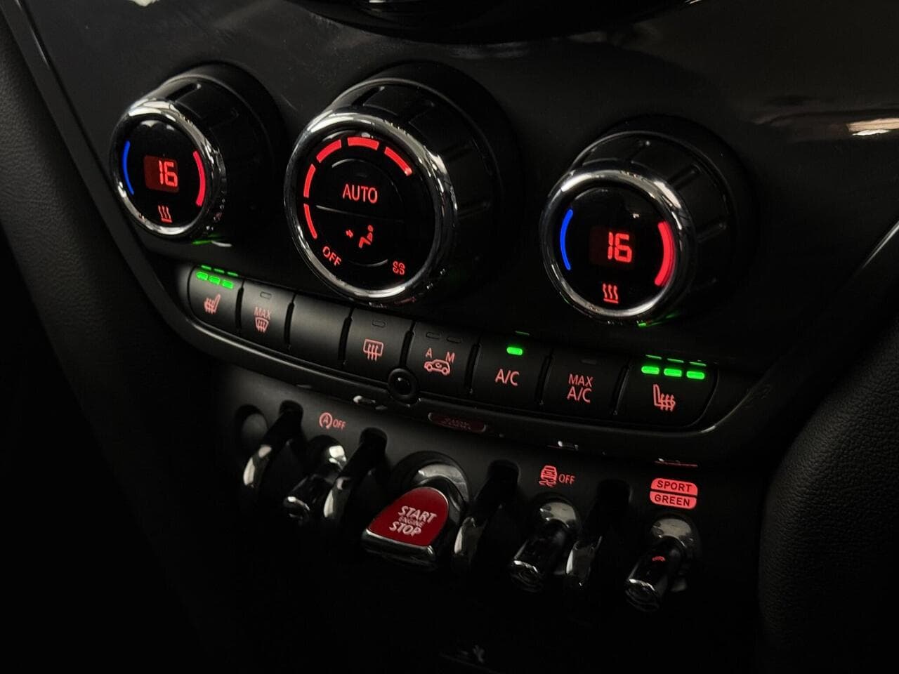 MINI Countryman thumbnail Misc Controls