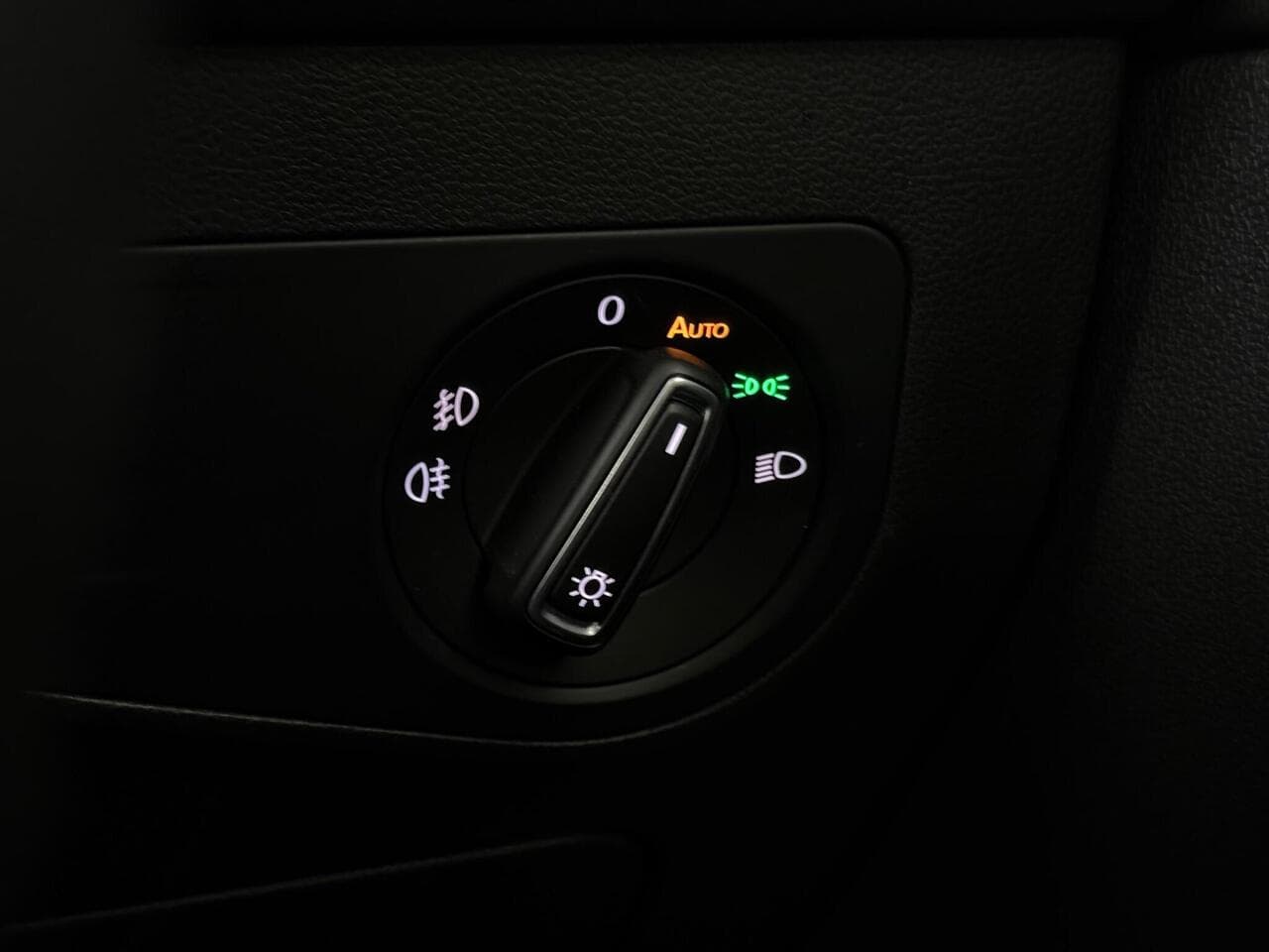 Volkswagen Tiguan thumbnail Inconclusive