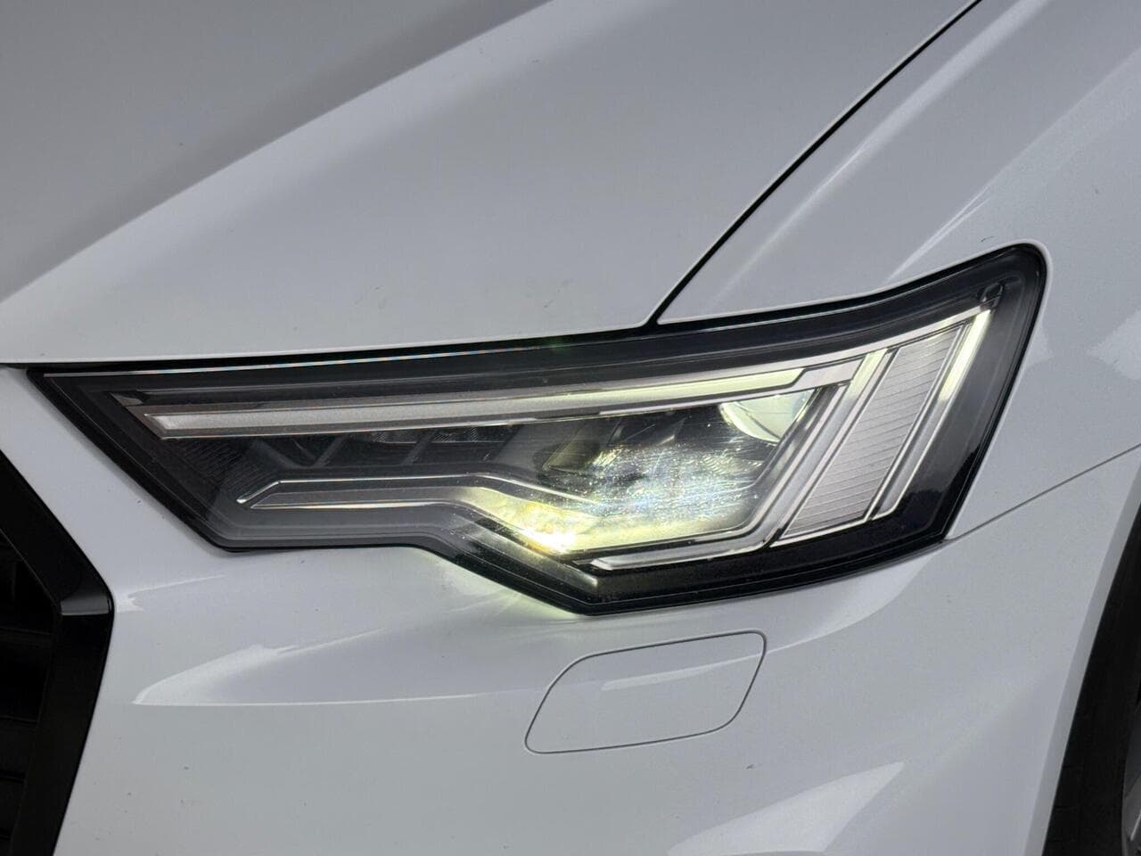 Audi A6 Saloon thumbnail Lights Front
