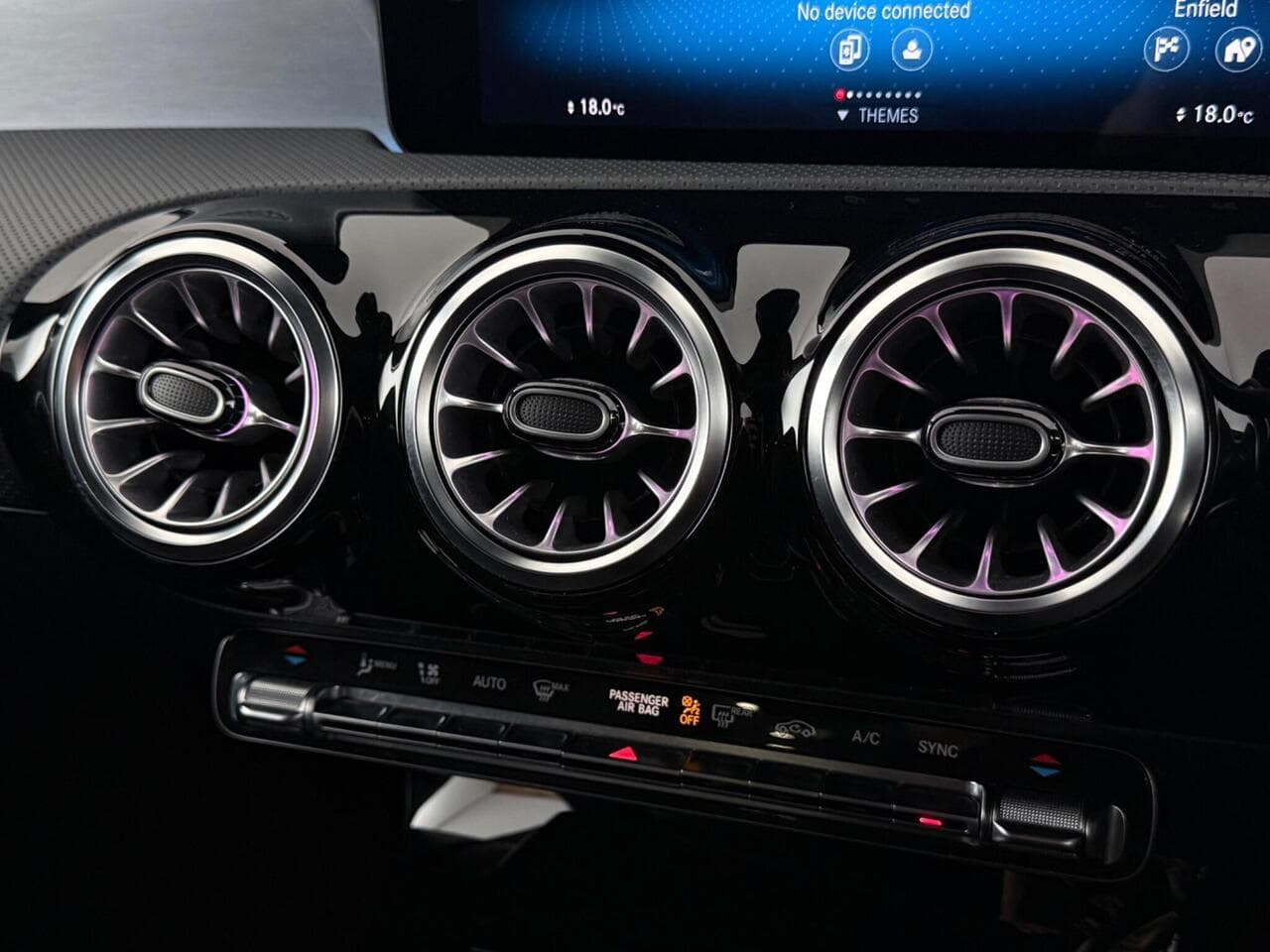 Mercedes-Benz CLA thumbnail Infotainment System