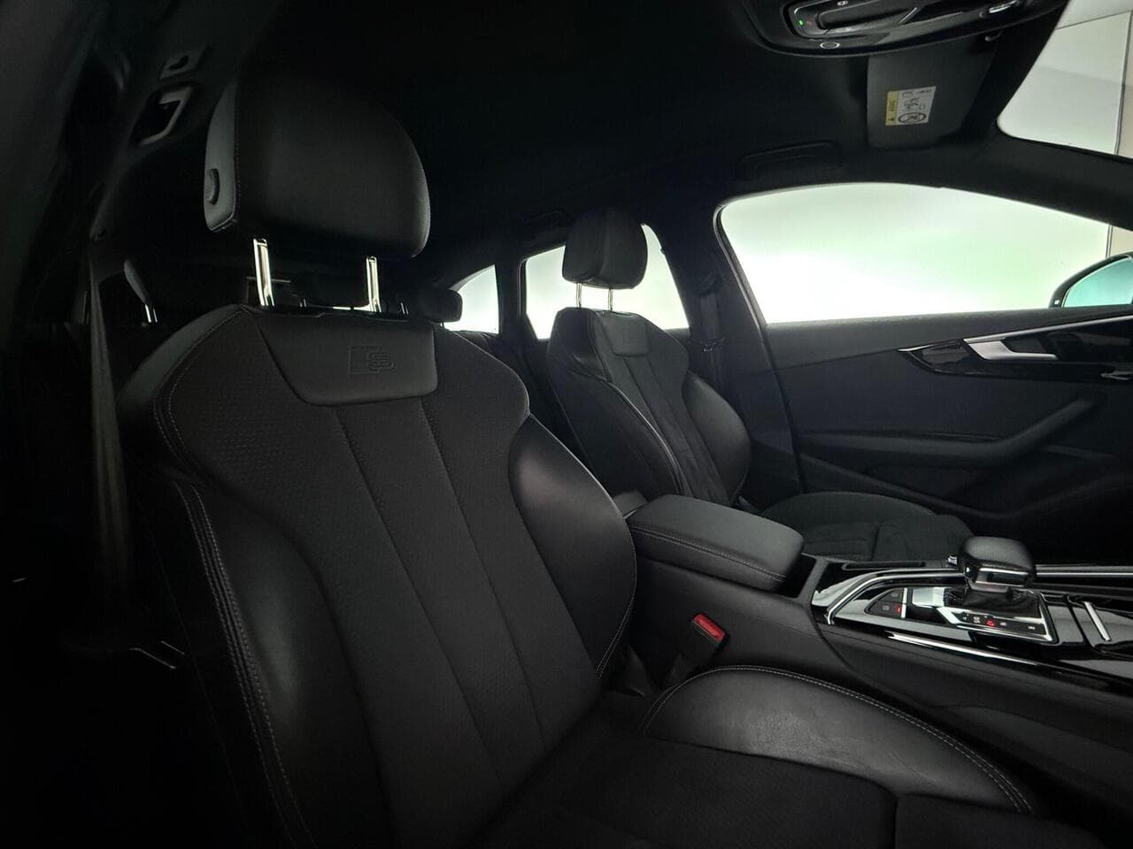 Audi A4 Avant thumbnail Inconclusive