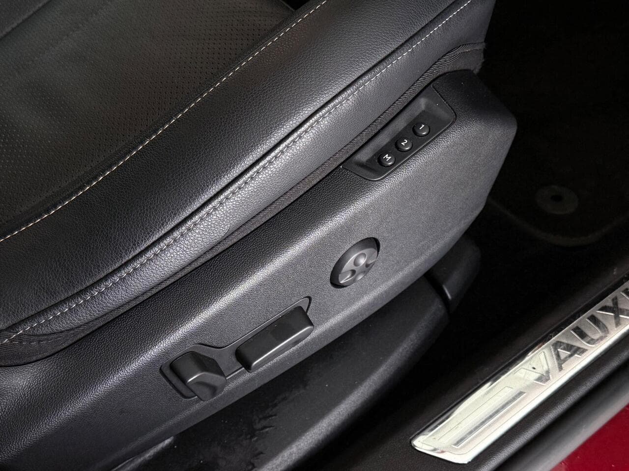 Vauxhall Grandland X thumbnail Inconclusive