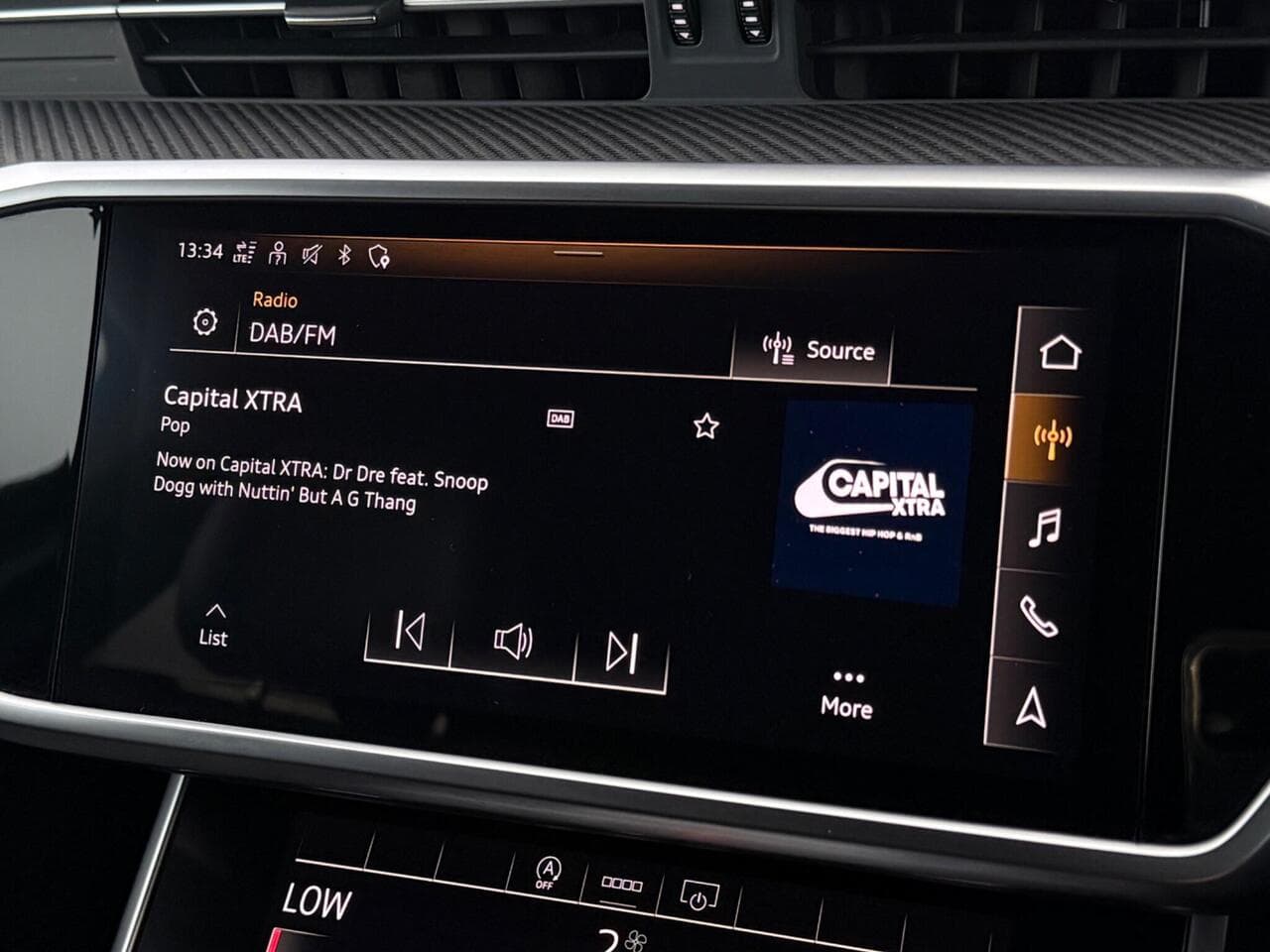 Audi A6 Avant thumbnail Infotainment System