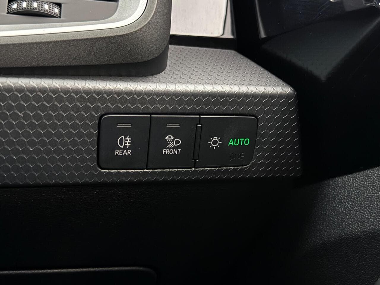 Audi A1 thumbnail Misc Controls