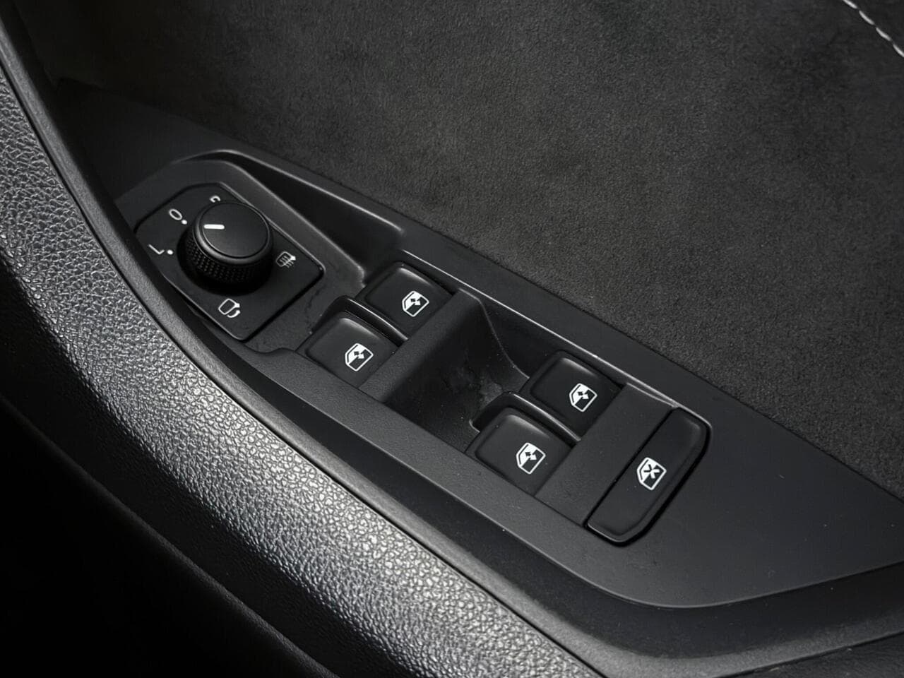 Skoda Kodiaq thumbnail Misc Controls