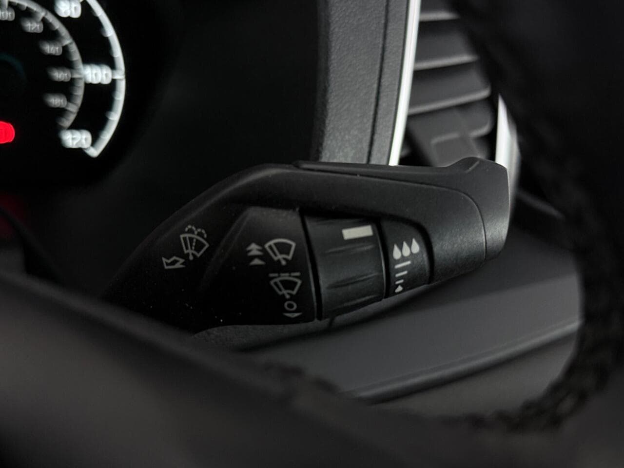 Ford Transit Custom thumbnail Misc Controls