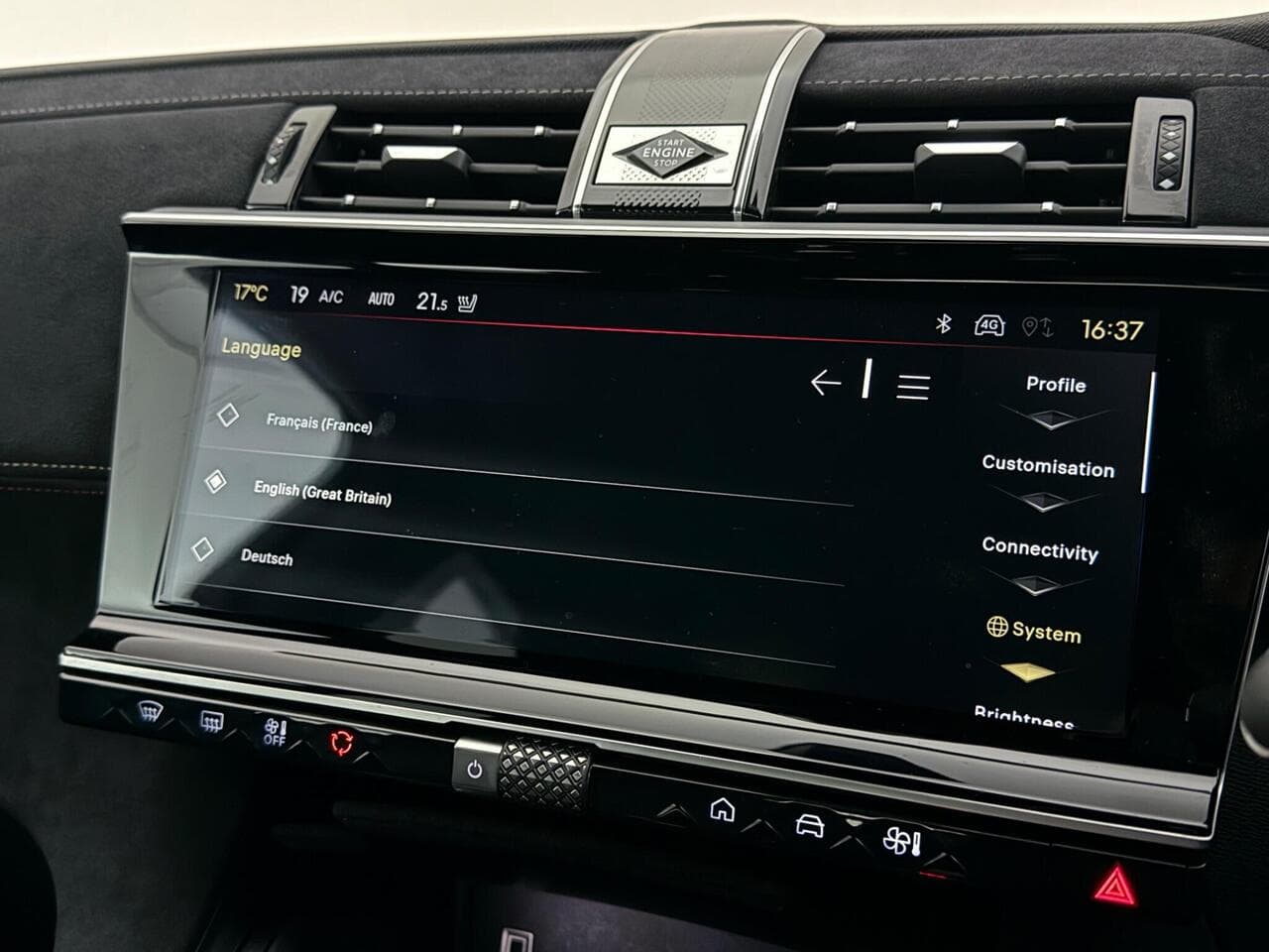 DS AUTOMOBILES DS 7 thumbnail Infotainment System