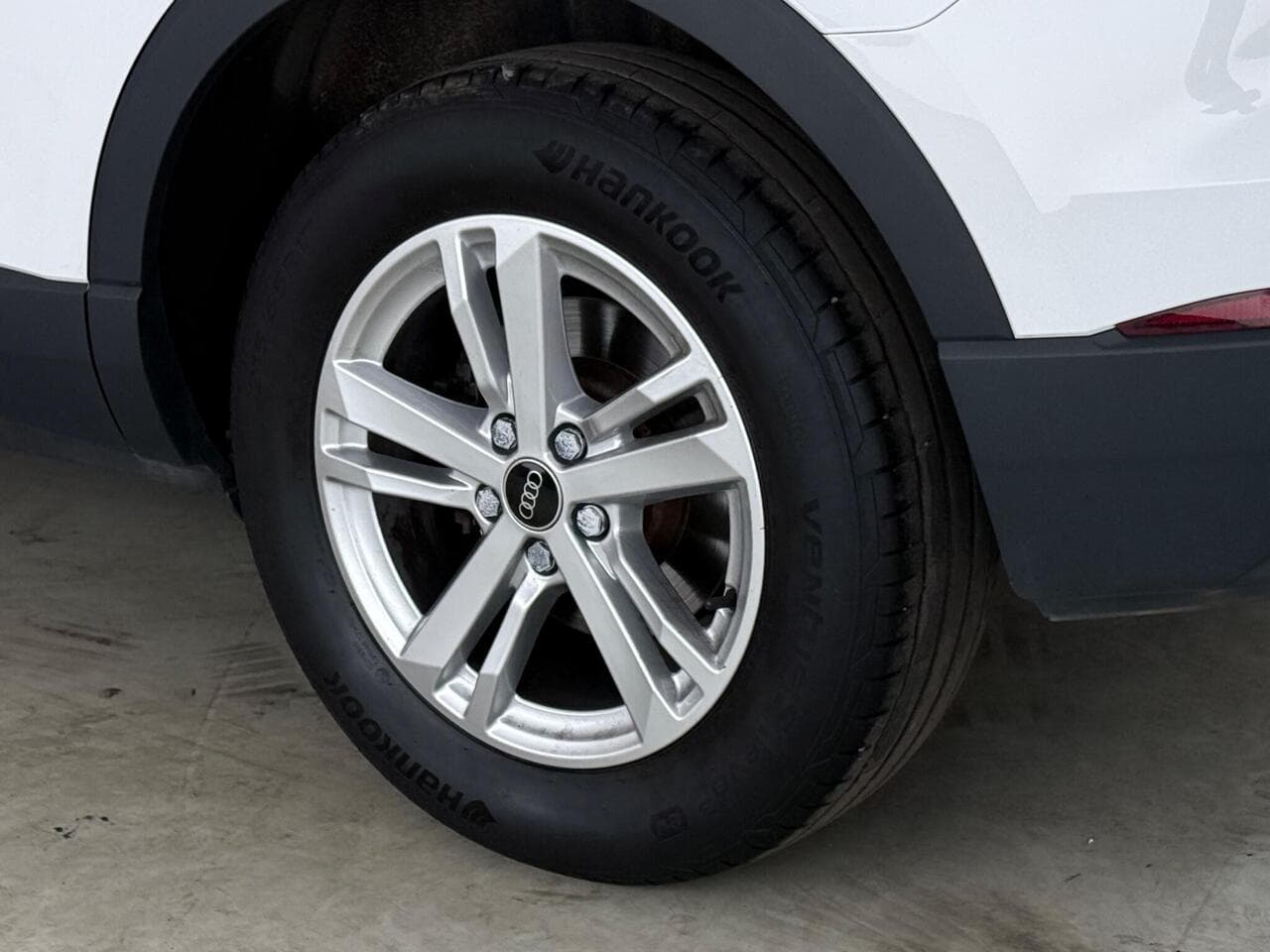Audi Q3 thumbnail Wheel