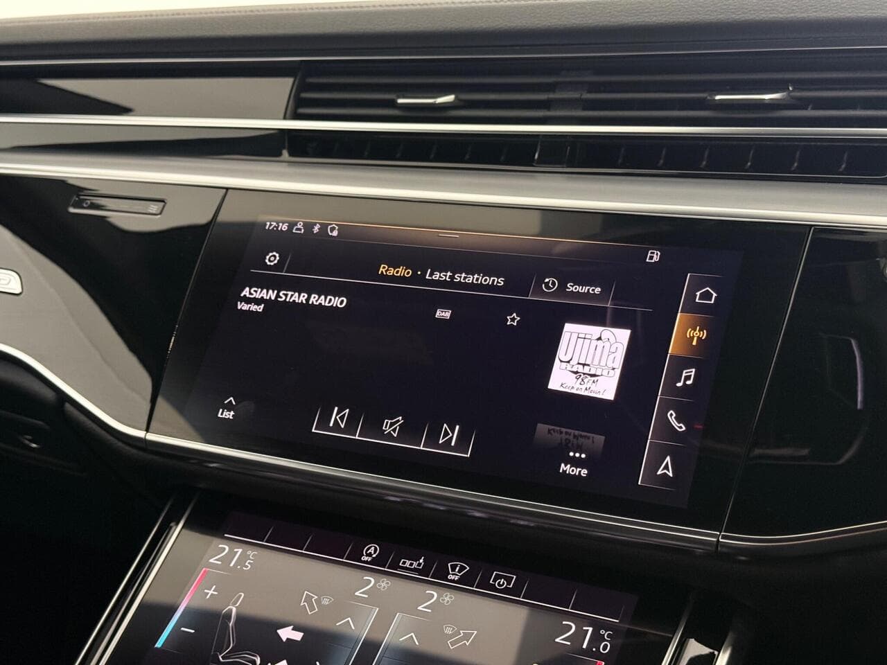 Audi A8 thumbnail Infotainment System