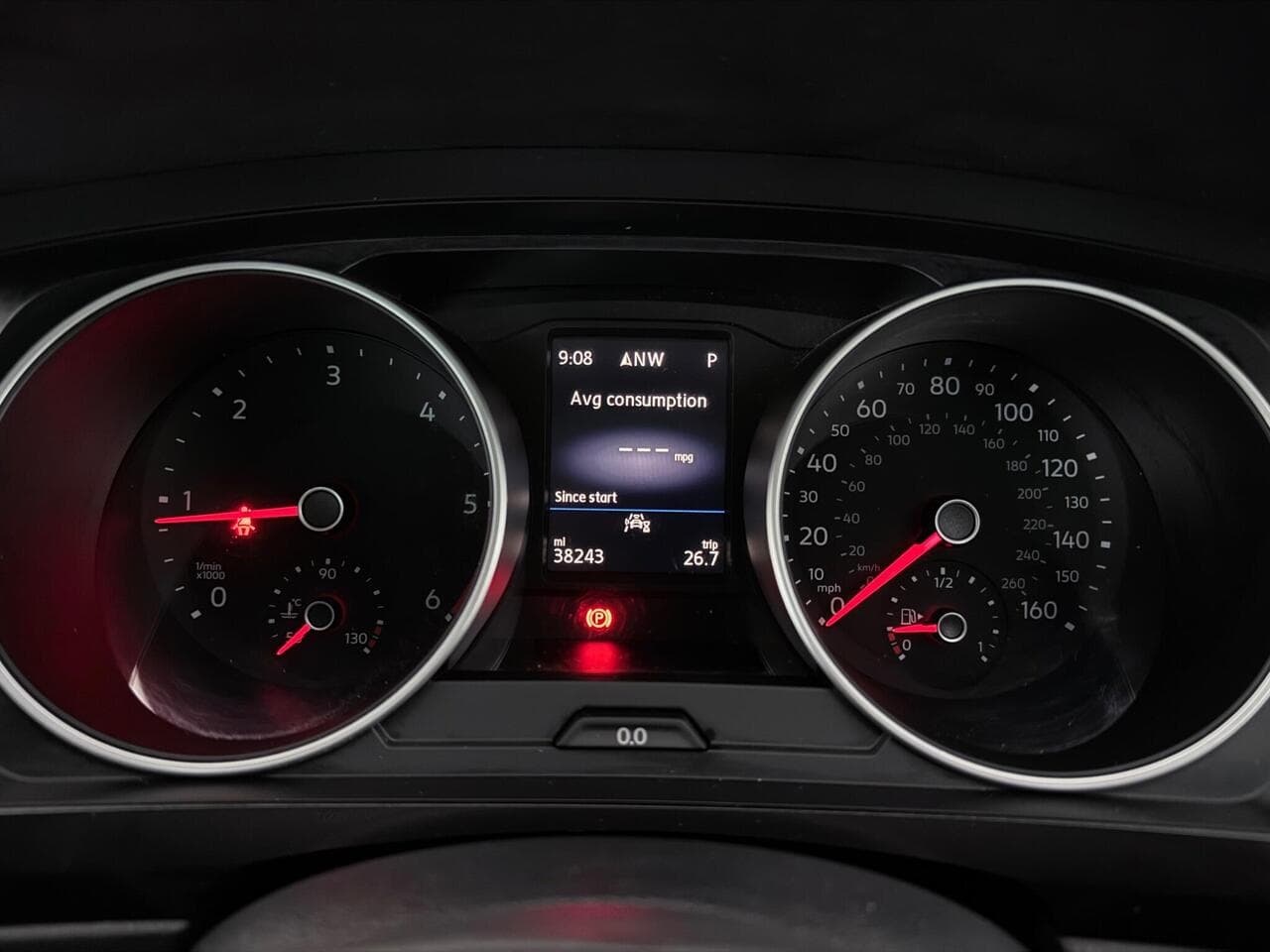 Volkswagen Tiguan thumbnail Driver Instruments