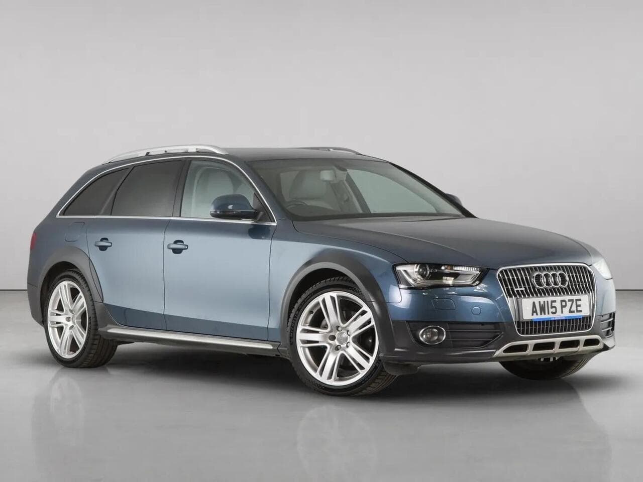 Audi A4 Allroad - Audi A4 Allroad 2.0 TDI Sport Estate 5dr Diesel S Tronic quattro Euro 5 (s/s) (177 ps)
