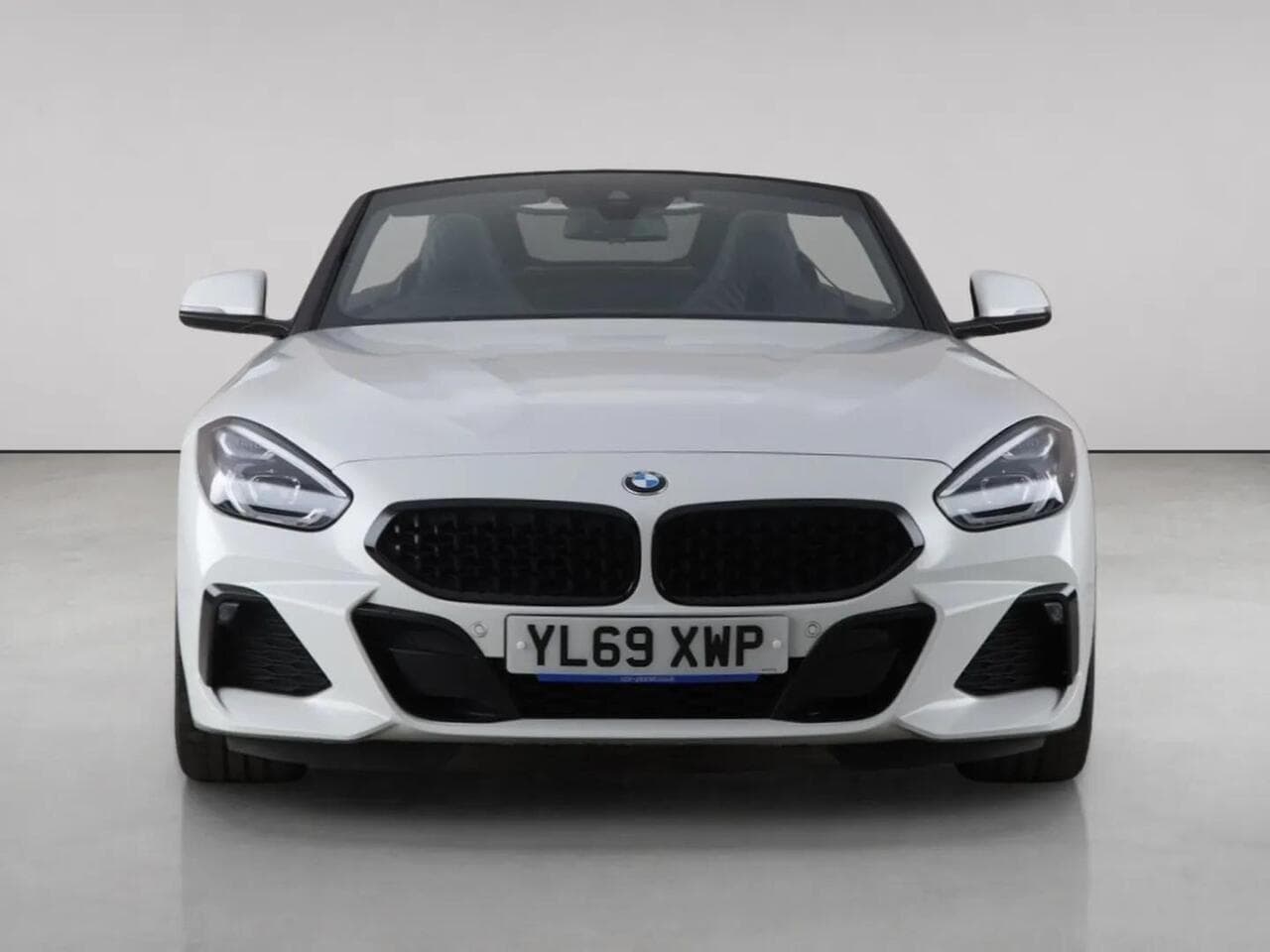 BMW Z4 thumbnail Front