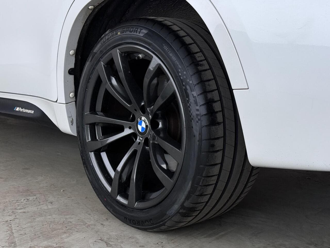 BMW X6 thumbnail Wheel