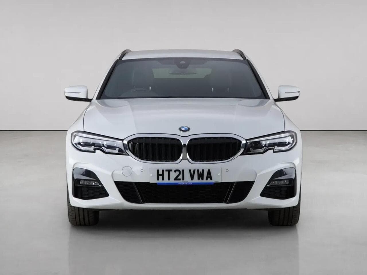 BMW 3 Series thumbnail Front