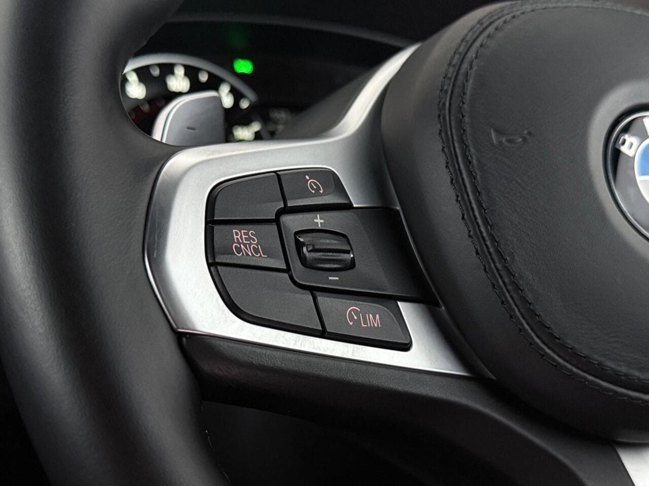 BMW X3 thumbnail Misc Controls