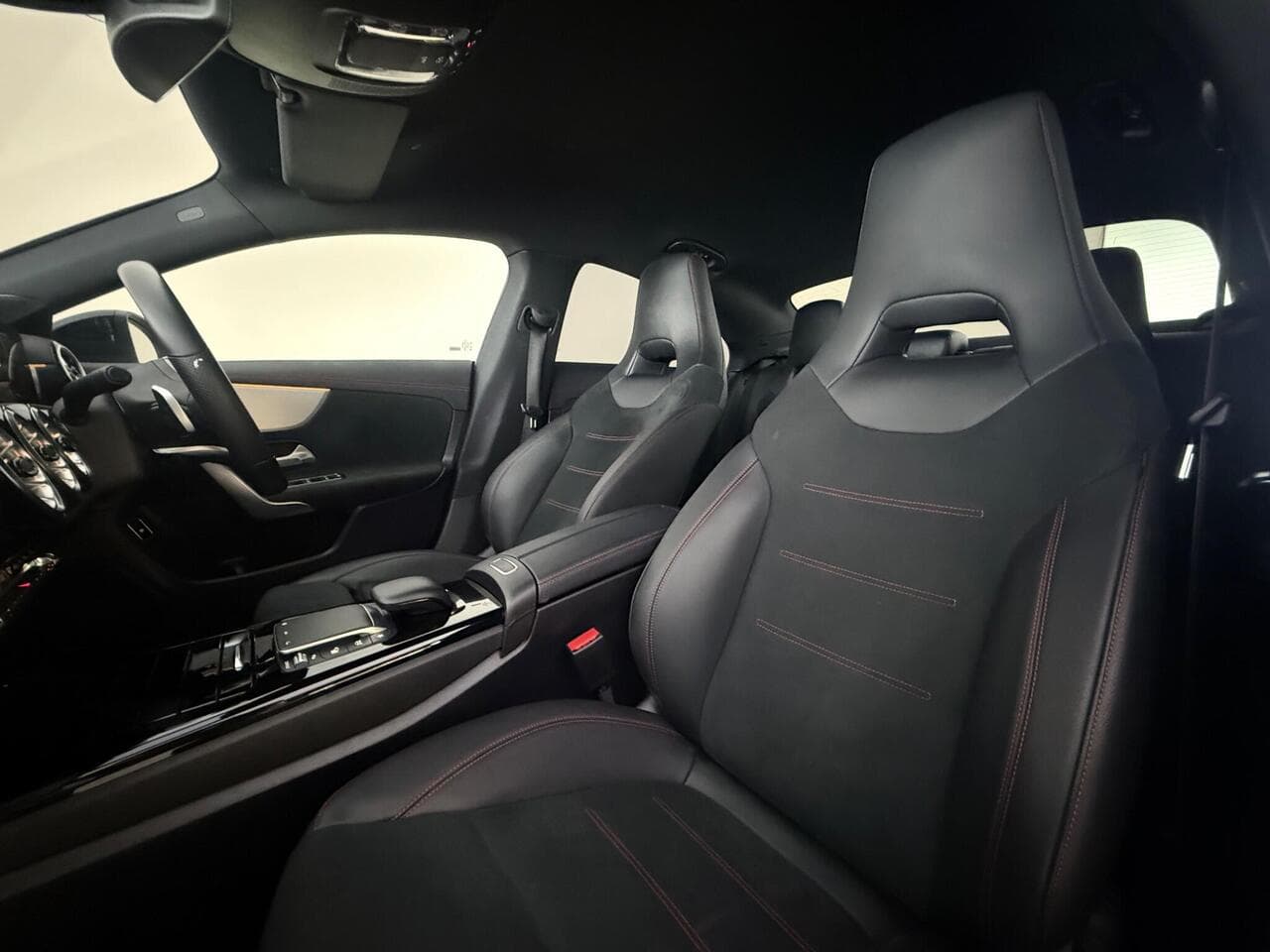 Mercedes-Benz CLA thumbnail Seat Front Passenger