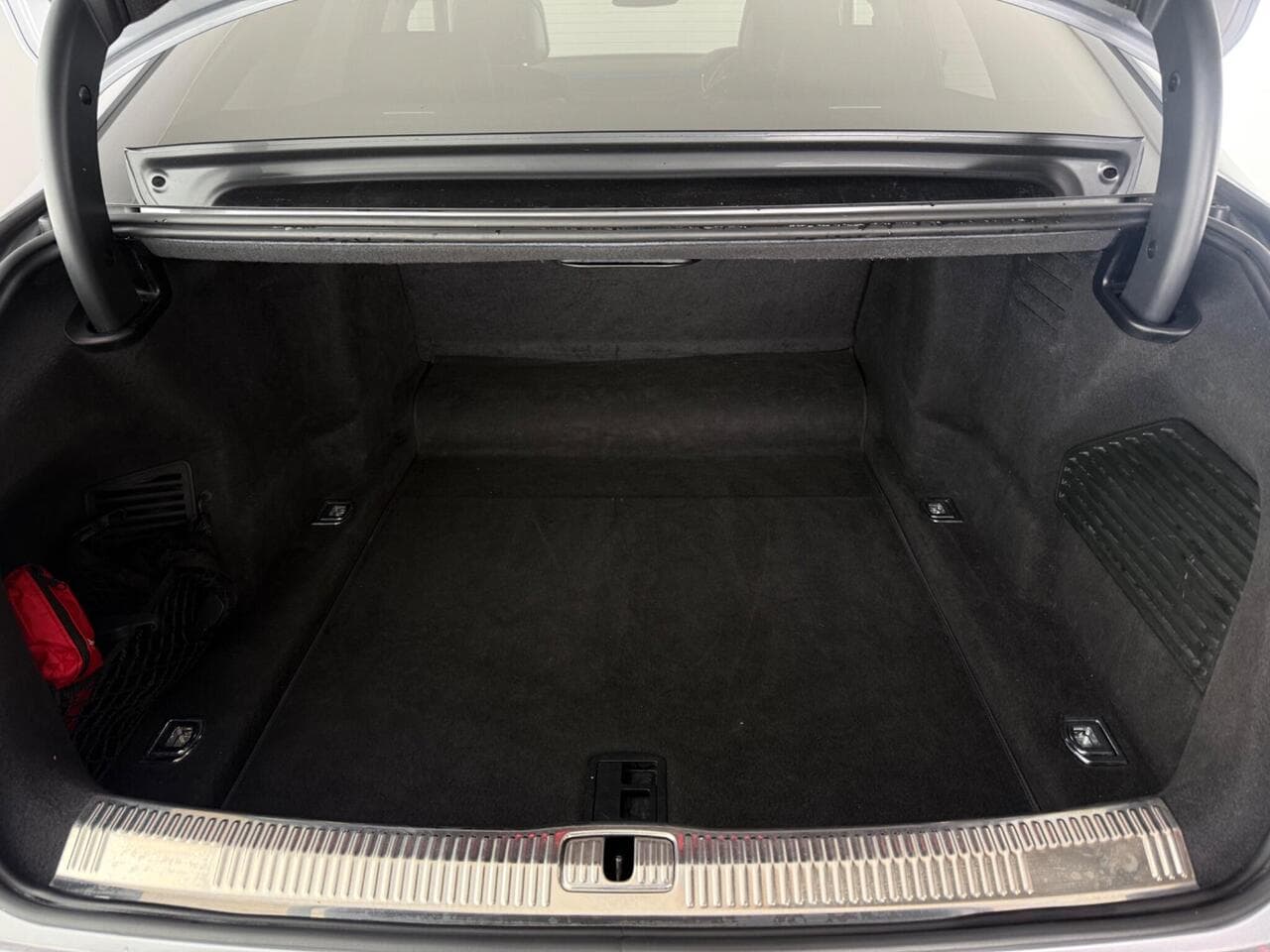 Audi A8 thumbnail Boot