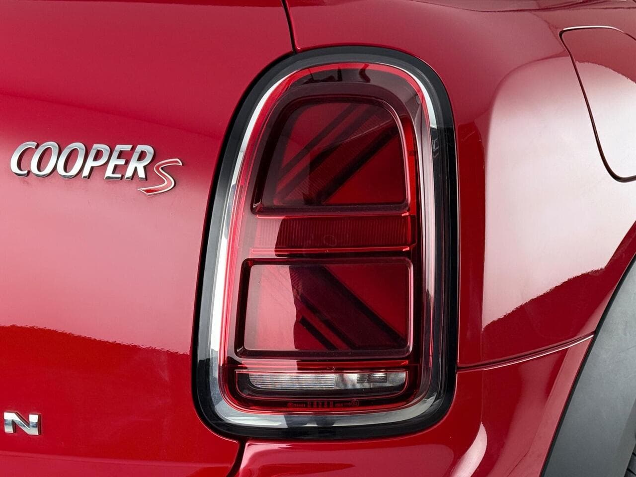 MINI Countryman thumbnail Inconclusive