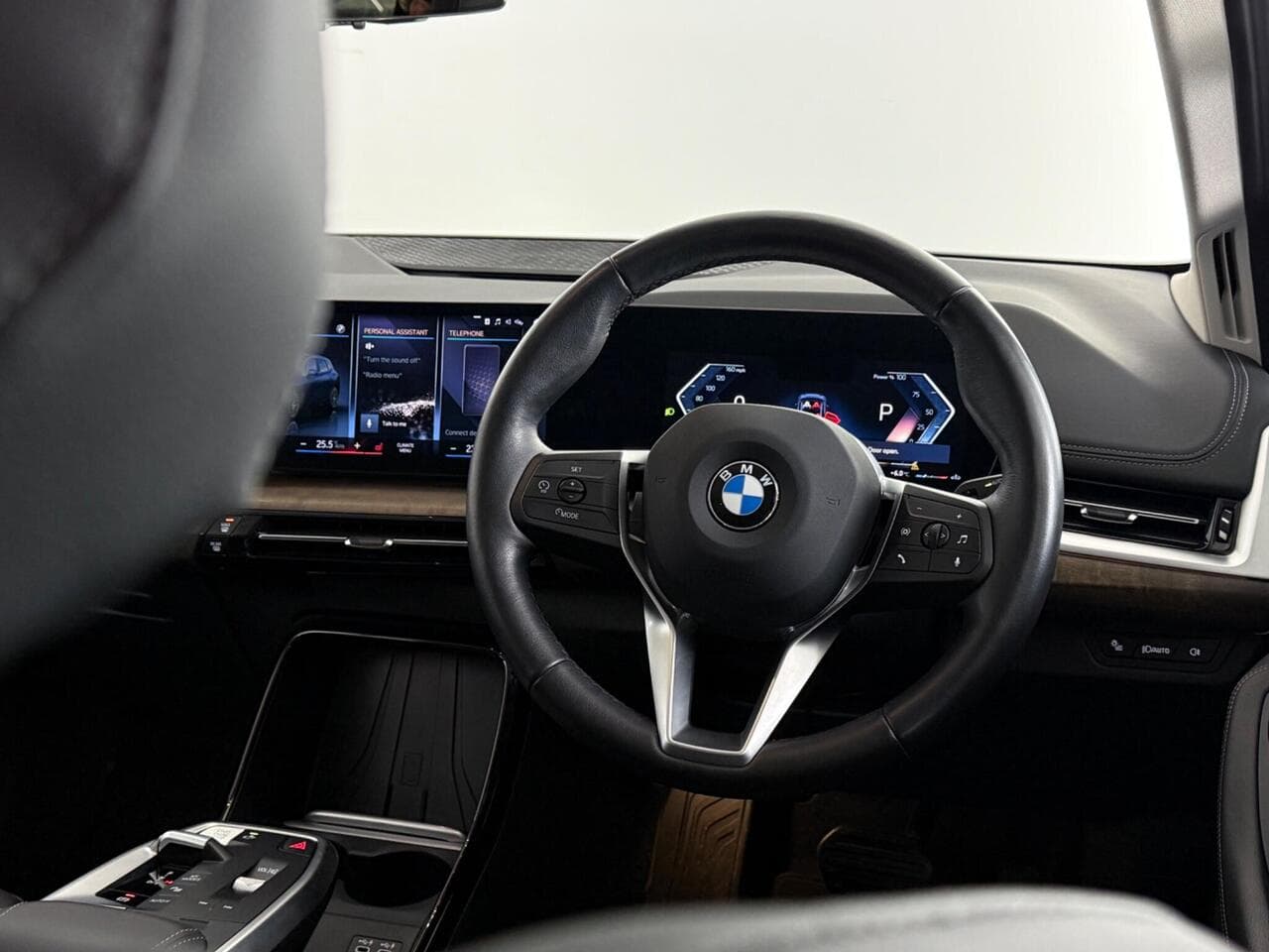 BMW 2 Series Active Tourer thumbnail Steering Wheel
