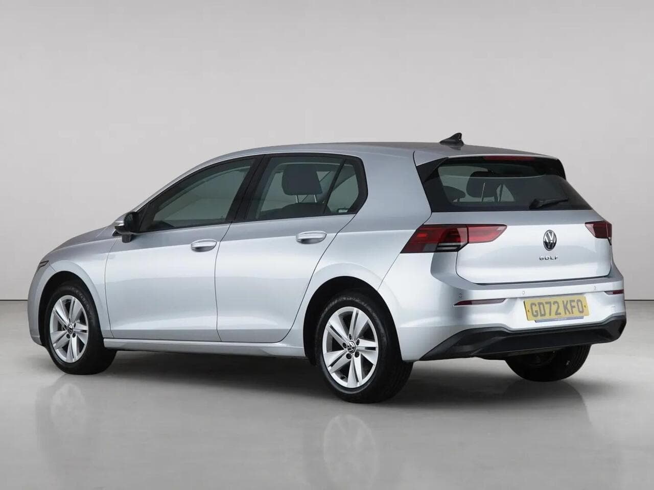 Volkswagen Golf thumbnail Rear Left