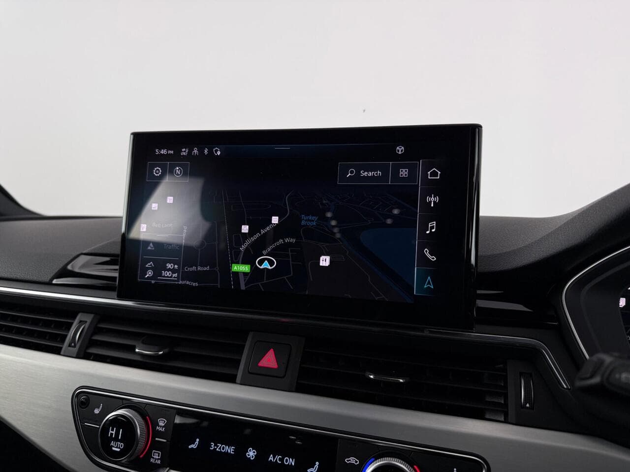Audi A4 thumbnail Infotainment System