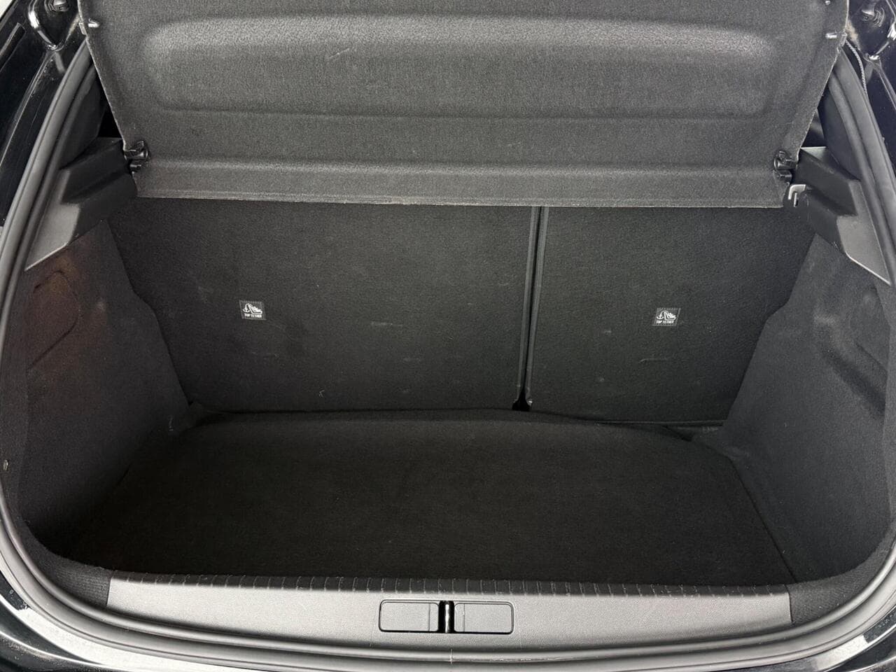 Vauxhall Corsa thumbnail Boot