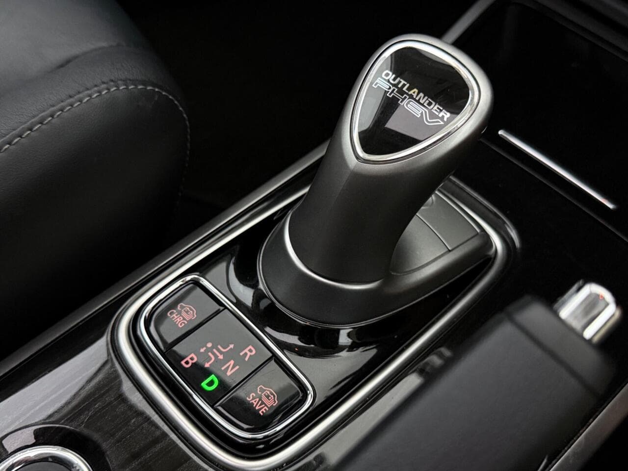 Mitsubishi Outlander thumbnail Interior Front