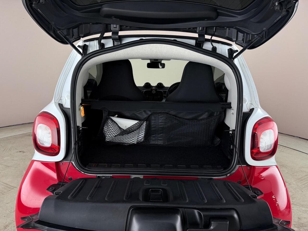 Smart fortwo thumbnail Boot