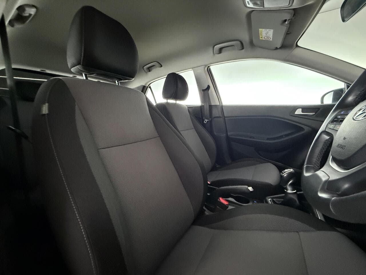 Hyundai i20 thumbnail Seat Driver