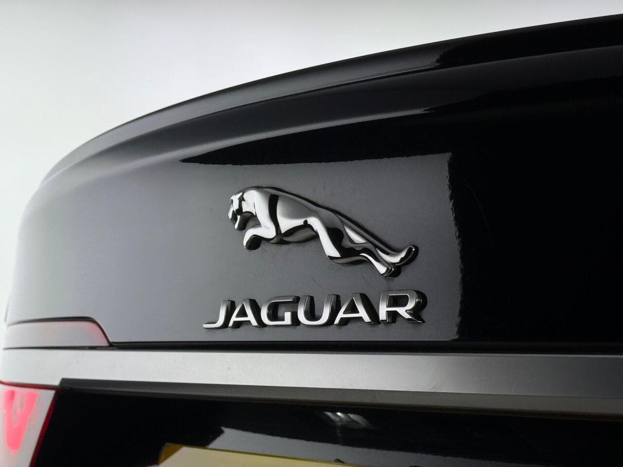 Jaguar XF thumbnail Inconclusive