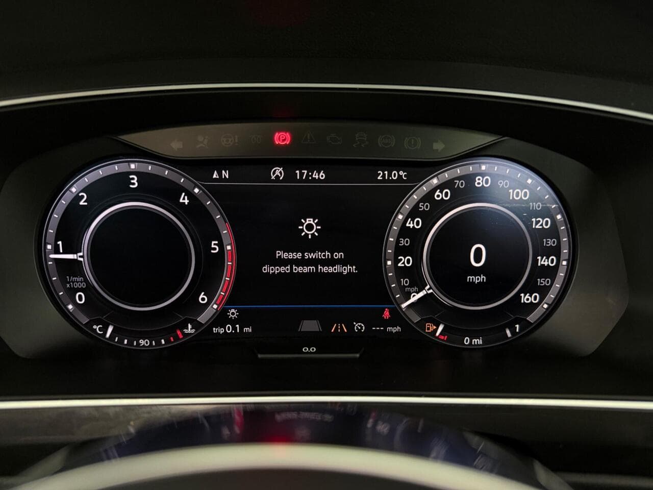Volkswagen Tiguan thumbnail Driver Instruments