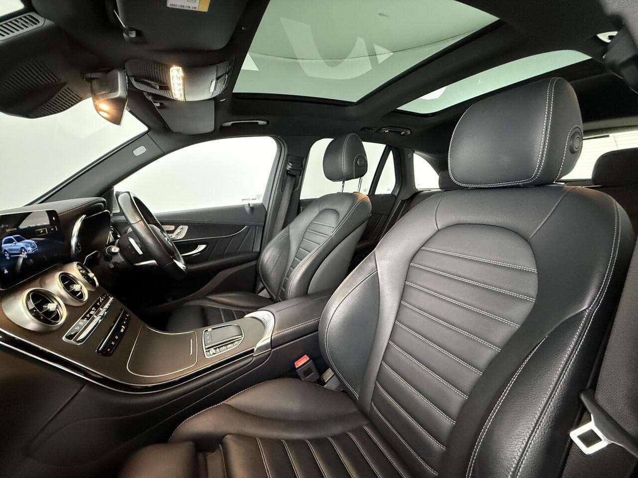 Mercedes-Benz GLC thumbnail Seat Front Passenger