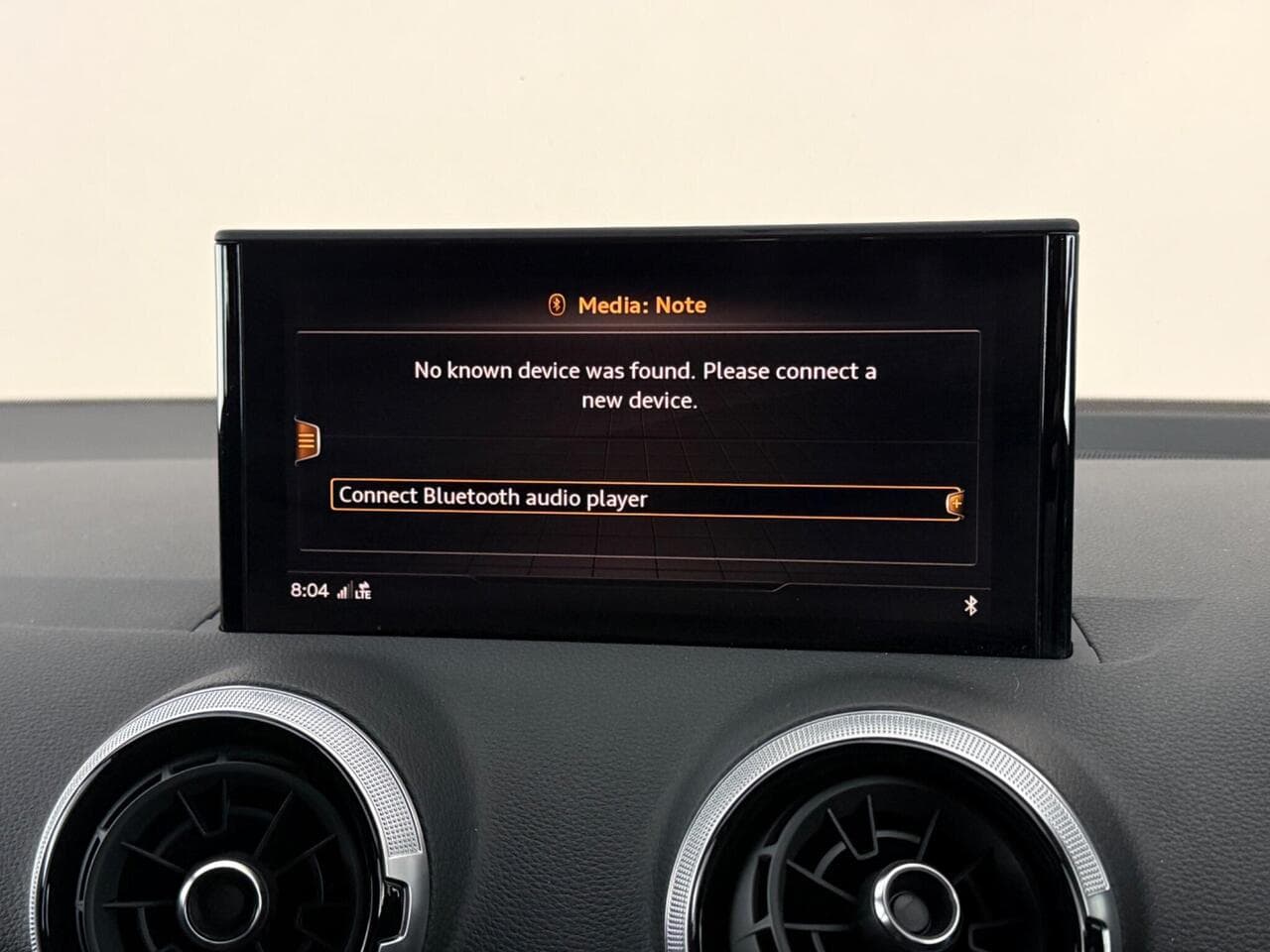 Audi Q2 thumbnail Infotainment System