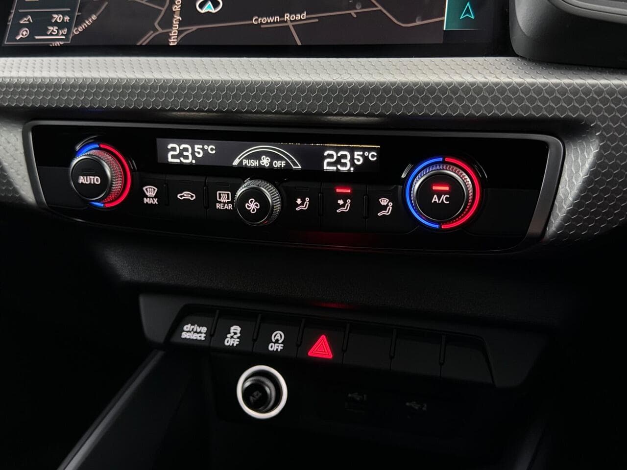 Audi A1 thumbnail Misc Controls